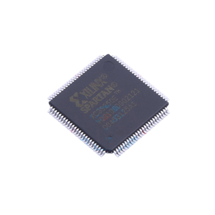 Интегральная схемаа IC электронных блоков Purechip XC3S250E-4VQG100I New& первоначальная в запасе XC3S250E-4VQG100I