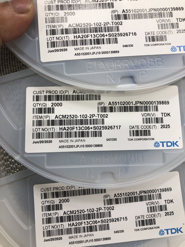 Обломок IC интегральной схемаы ACM2520-102-2P-T002 SMD, совершенно новое первоначальное, неиспользованный