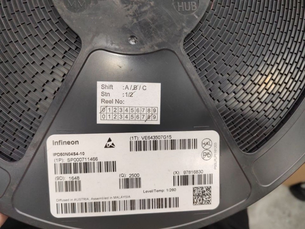 IPD50N04S4-10   Оригинал IC обломока интегральной схемаы TO-252 совершенно новый   неиспользованный