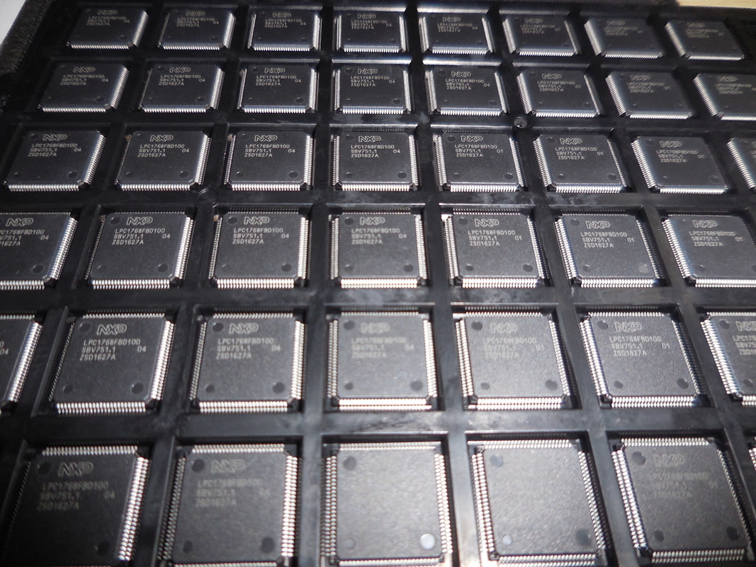LPC1768FBD100   Оригинал микроконтроллера IC обломока интегральной схемаы QFP100 совершенно новый неиспользованный